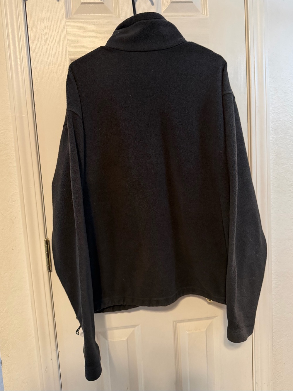 Columbia Men's Black Lightweight Fleece Jacket - Picture 6 of 6